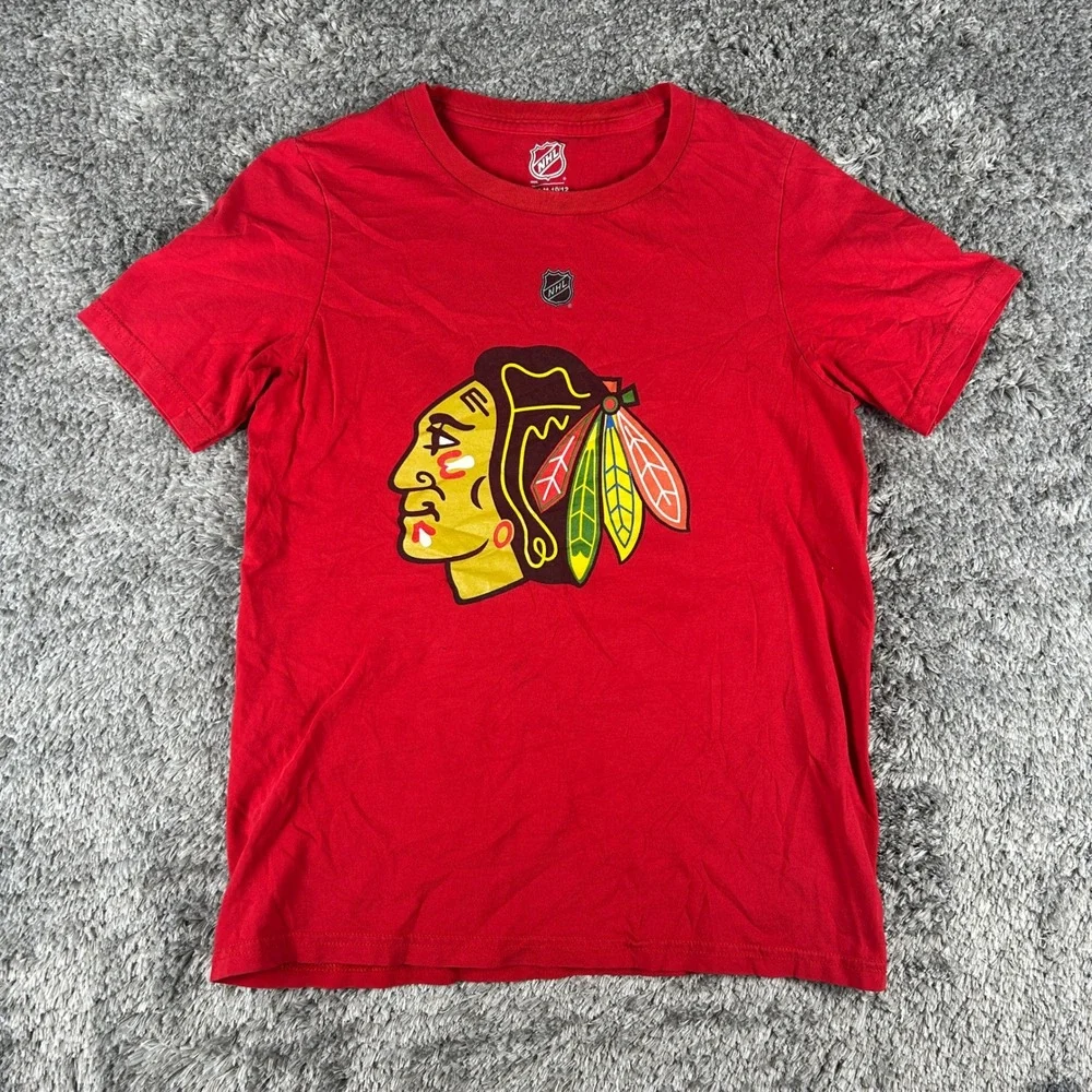 NHL Chicago Blackhawks Shirt Kids Medium 10/12 Red Alex DeBrincat 12 Graphic Tee
